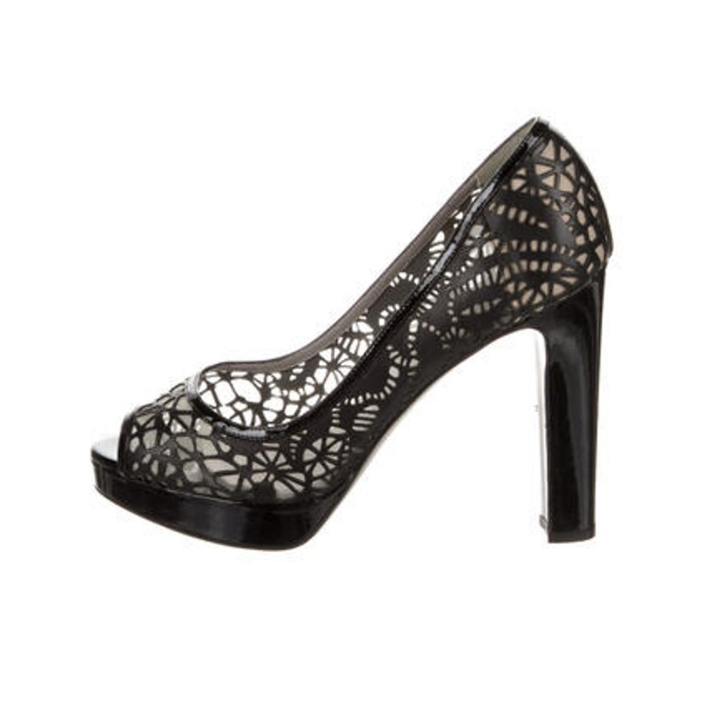 Gorgeous Valentino Classic Black 8 Heels